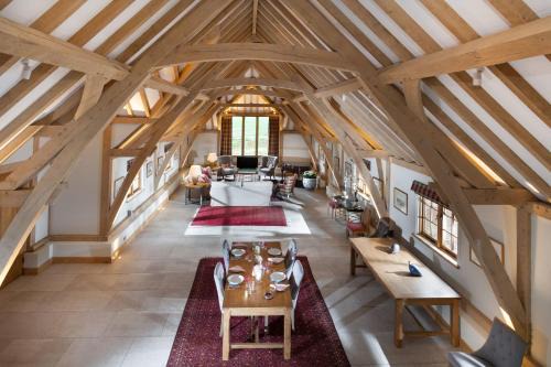 Combe House | Relax at Lower Farm Barn - A Perfect Getaway Retreat