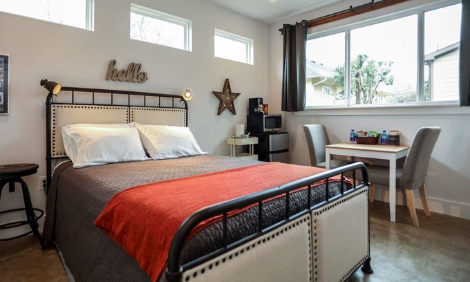 Chestnut House | Experience Comfort: Immaculate Room Near UT & Downtown
