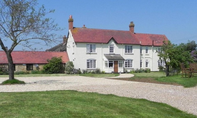 Willersey Bed & Breakfast | Lowerfield Farm