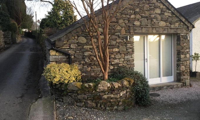 Bowness-on-Windermere House | Outstanding Lowghyll Suite with Wheelchair Access
