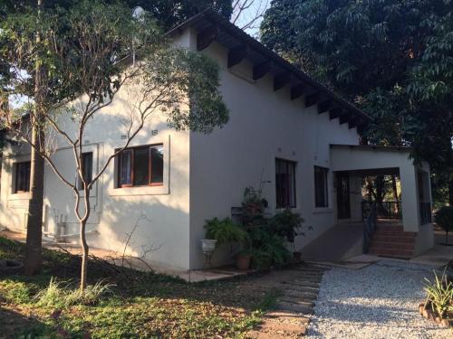 Tzaneen Apartment | Budget-Friendly Stay at Lowveld Sleepover - Family Friendly