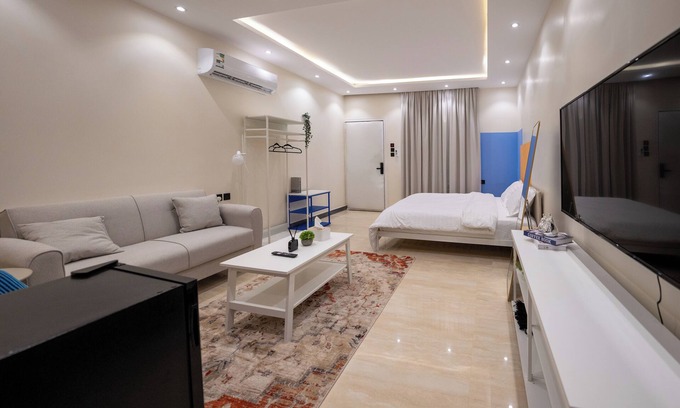 Riyadh Apartment | LP36.6 - Pristine Studio Apt Near Boulevard City