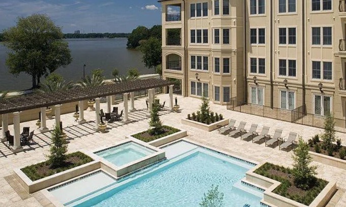Highlands - Perkins Condo | Prime Location Near LSU Lakes and Downtown Hospitals