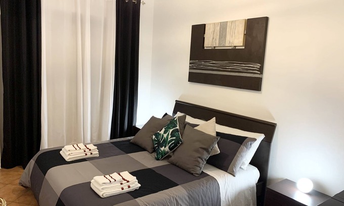 Pocapaglia Apartment | Discover LT-Host 19: Family-Friendly Stay in Pollenzo