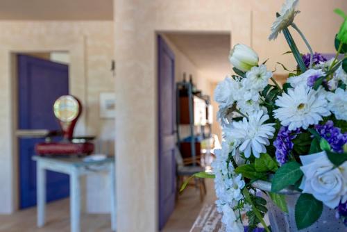 Putifigari Apartment | Pet-Friendly Retreat at Lu Casal de Fiò with High Ratings