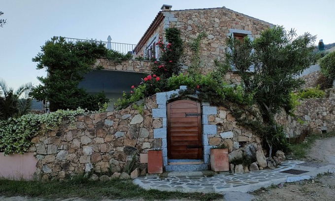 San Teodoro House | Villa MARIPIA: Oceanfront Retreat with Spectacular Views