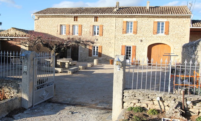 Cabrieres-d'Avignon Other | Idyllic Luberon Park Mas Near Gordes with Family-Friendly Amenities