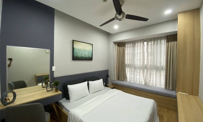 Phu My Hung Condo | Elegant Two-Bedroom Luca Home in Scenic Valley