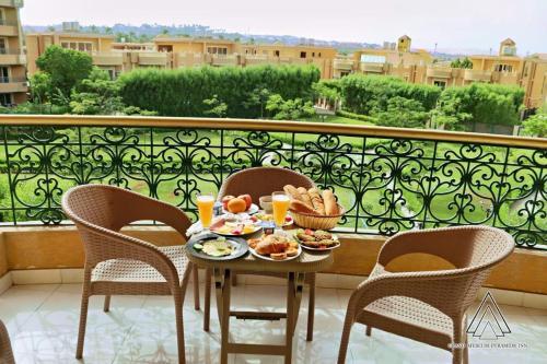 Kirdasah Bed & Breakfast | Budget-Friendly Escape at Luca Pyramids Inn with Breakfast