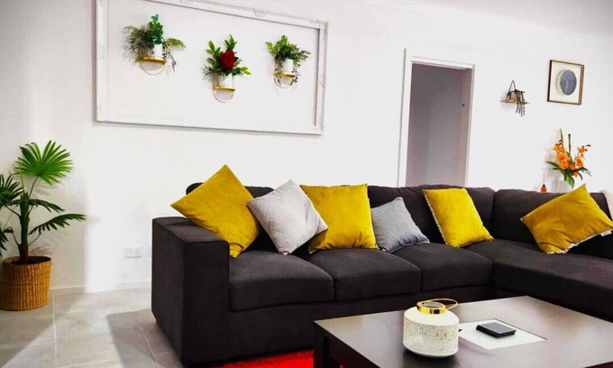 Lucas Apartment | Charming Lucas One: 2-Bedroom Unit with Great Amenities