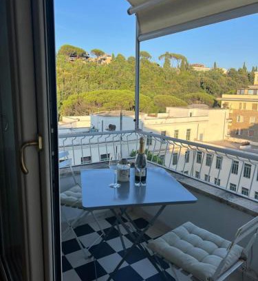 Flaminio Apartment | Luce, Silenzio ed Eleganza nel Cuore di Roma