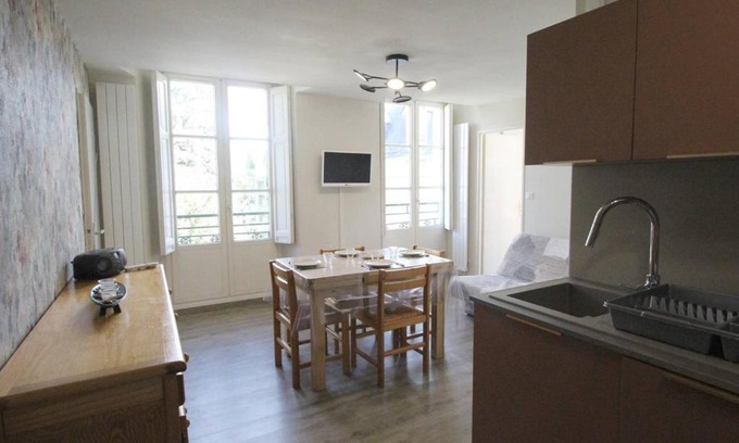 Bagneres-de-Luchon Apartment | Comfortable Luchon Apartment with Mountain Views & Parking