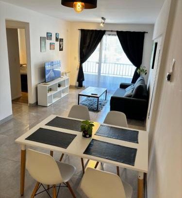 10 de Diciembre Apartment | Highly Rated Lucky House Apartment: Family-Friendly Comfort