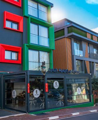 Eski Lara Hotel | Family-Friendly Stays at Lucky Monkey Midi Hotel
