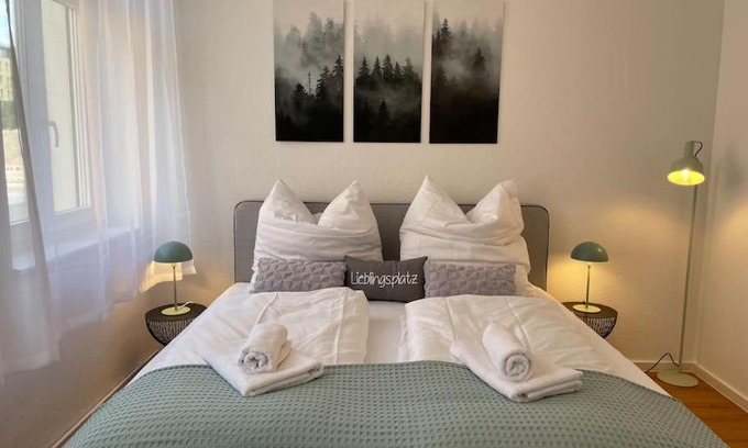 Bahnhofsviertel Apartment | Discover Comfort at LUCKY STAYS LS03: Centrally Located Retreat