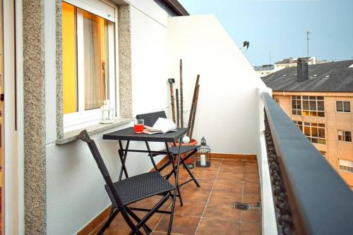 Lugo Apartment | Discover Lucus Dúplex: Family-Friendly 4-Star Retreat