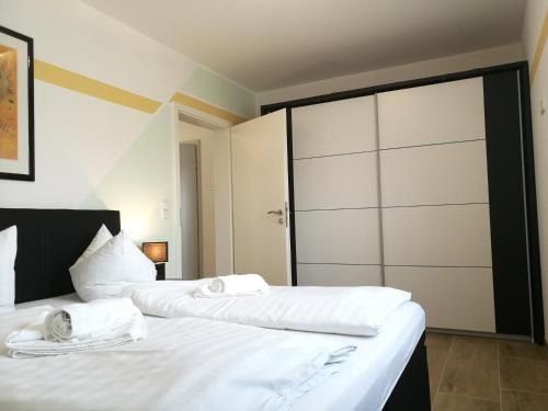 Peenemuende Apartment | Child-Friendly Retreat at Lucys Haus 1 "am Peeneblick"