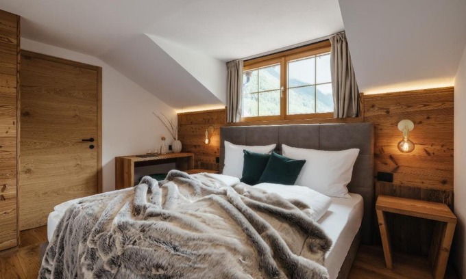 Dalaas Apartment | Discover Ludwig's Mountain Lodges: Pet-Friendly Retreat