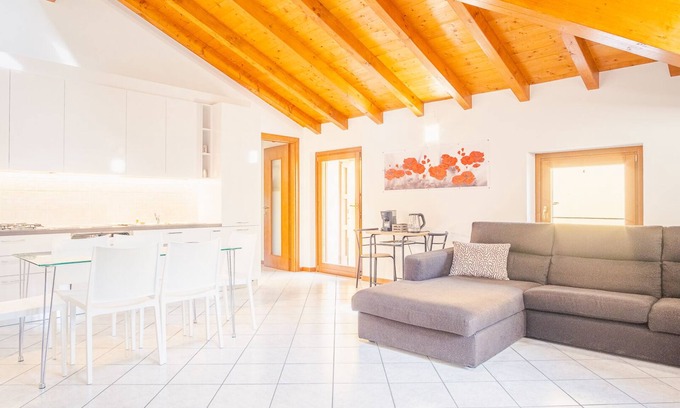 Lonato del Garda Apartment | Discover Lugana e Papaveri: Pet-Friendly Italian Retreat