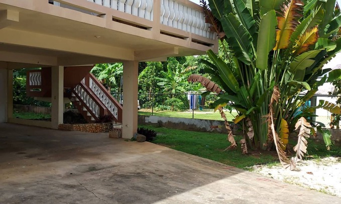 Maguayo Apartment | Peaceful Retreat for Families with Spa and Kitchen Access