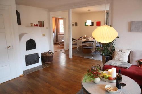 Lemberg Apartment | Welcoming Stay at Luise Im Künstlerhaus for Families