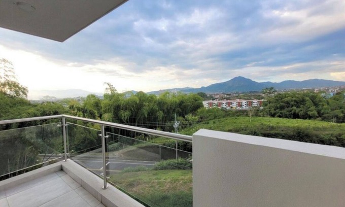 Pereira Apartment | Lujoso apto con espectaculares vistas en Pereira con parqueadero y piscina
