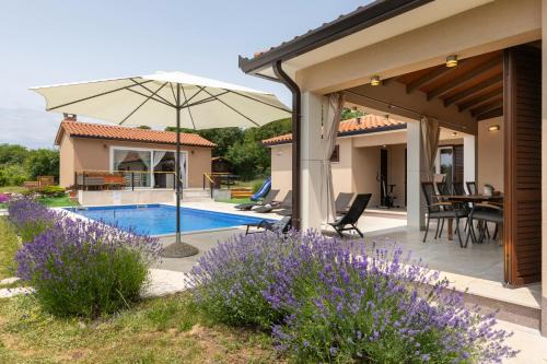 Rasa Villa | Discover Luka's House: Pet-Friendly Retreat with Pool