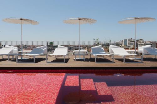 Sao Jorge de Arroios Hotel | Experience Lumen Hotel & The Lisbon Light Show Today!