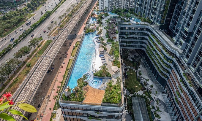 Thao Dien Apartment | Elegant Lumiere Riverside Apartment with Pool & Family Amenities