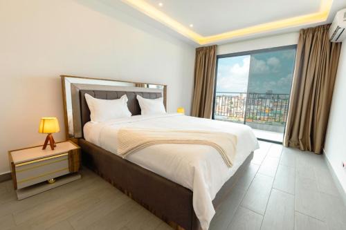 Angre Apartment | Welcoming Lumina Suites: Child-Friendly with Breakfast Option