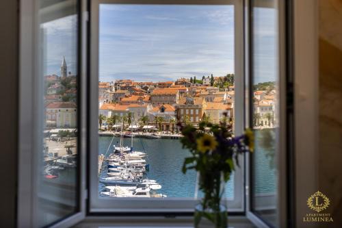 Cove Murtar Apartment | Luminea - Rooftop Terrace - Sea View