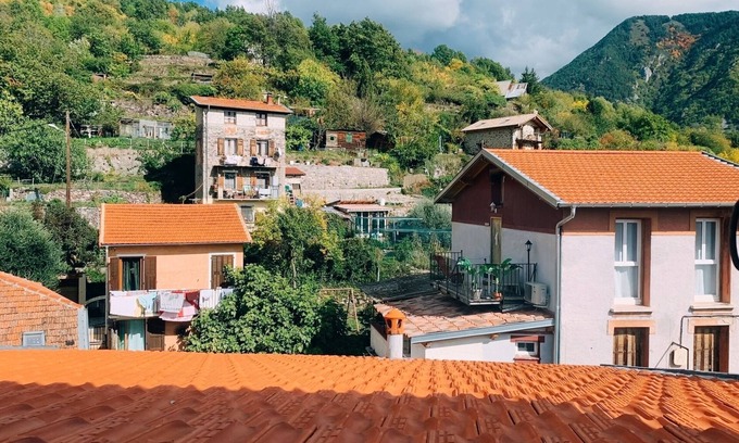 Belvedere Apartment | Modern Duplex with Terrace in Belvédère Village