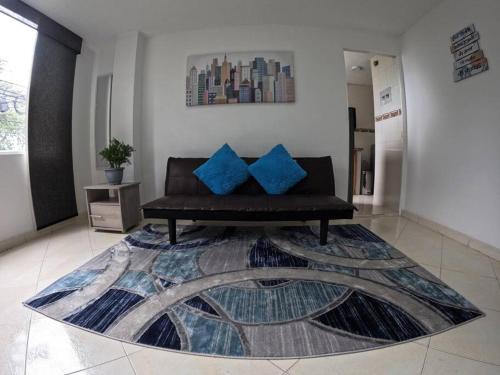 Calle 26 Apartment | Bright & Cozy Apartment 6 Minutes from the Airport