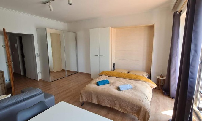Belair Apartment | Bright 4th Floor Studio in Lux-Belair - Perfect Getaway