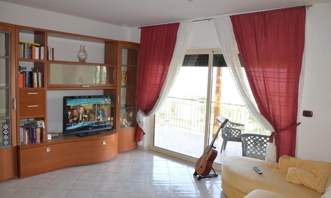 Badolato Apartment | Discover Luna Apartments: Oceanfront & Pet-Friendly Stay
