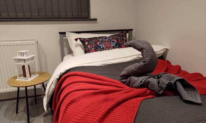 Mansfield Apartment | Relaxing Retreat: Serenity in Sounds of Stars Awaits
