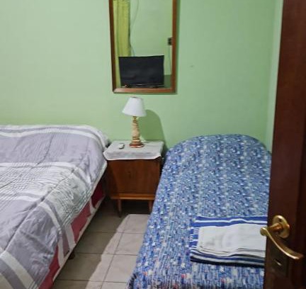 Belen House | Pet-Friendly Retreat with Breakfast & Hot Tub at Luna de Belén