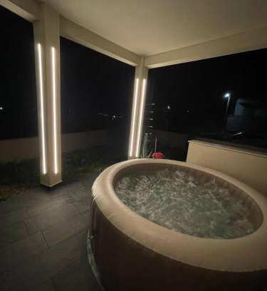 Malevizi Apartment | Luna House