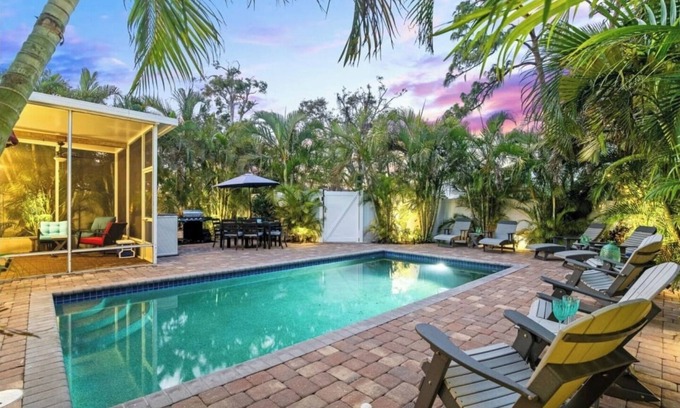 South Sarasota House | Luna Nueva: Private Pool, New Renovation, Sleeps 8