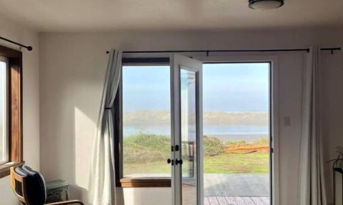McKinleyville Apartment | Unforgettable Luna’s Suite by the Water - Rated 9.4/10!