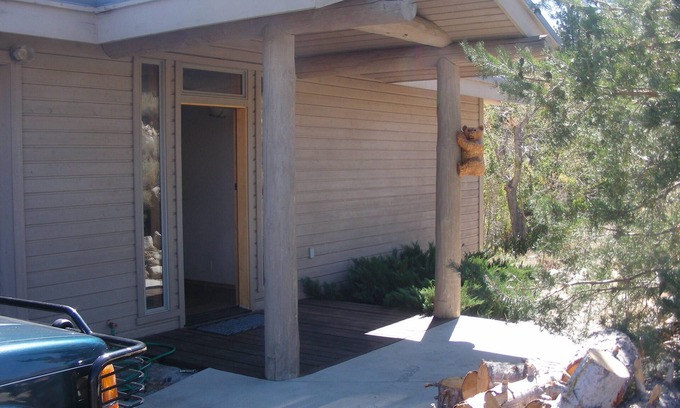 Lee Vining House | Relaxing Lundy House with Spa and Family-Friendly Amenities