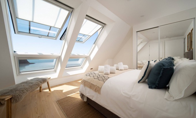 Lynmouth Apartment | Lundy View, a two bedroom seaside holiday apartment in Lynmouth