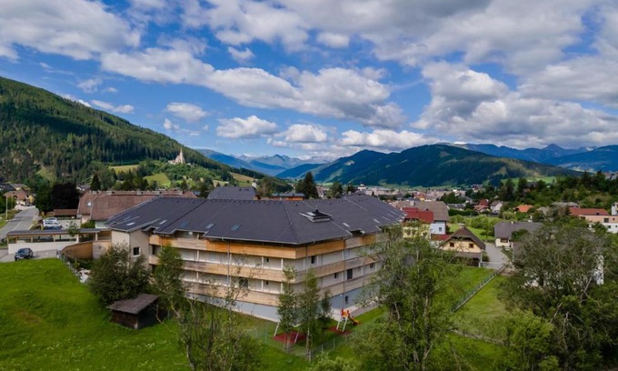 Tamsweg Apartment | Top-Rated Lungau Residence: Family-Friendly & Accessible Stay