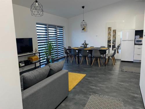 Siofok-Sosto Apartment | Explore LURKÓ Apartmanok Siófok: Family-Friendly Retreat