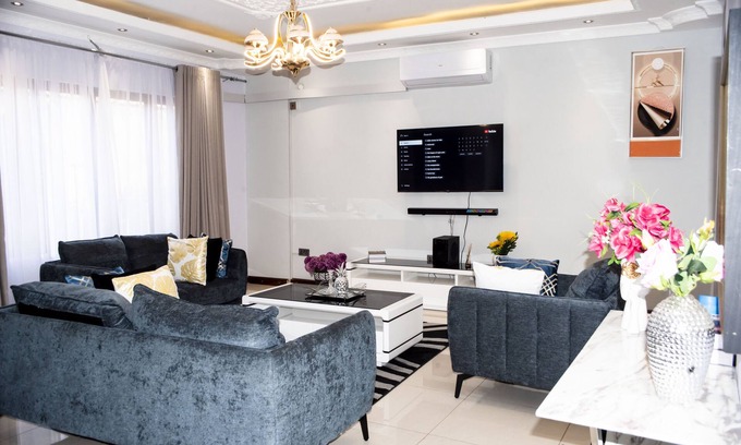 Lusaka Apartment | Discover Lusaka Luxe: Your Private Oasis in Zambia