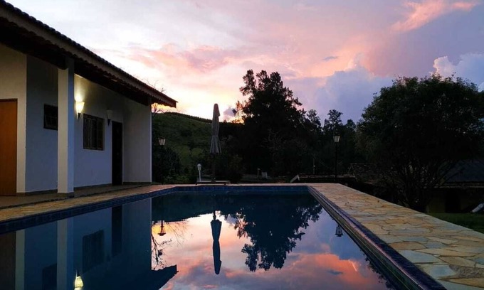 Piracaia House | Rustic Retreats: Embrace Nature with Pet-Friendly Amenities