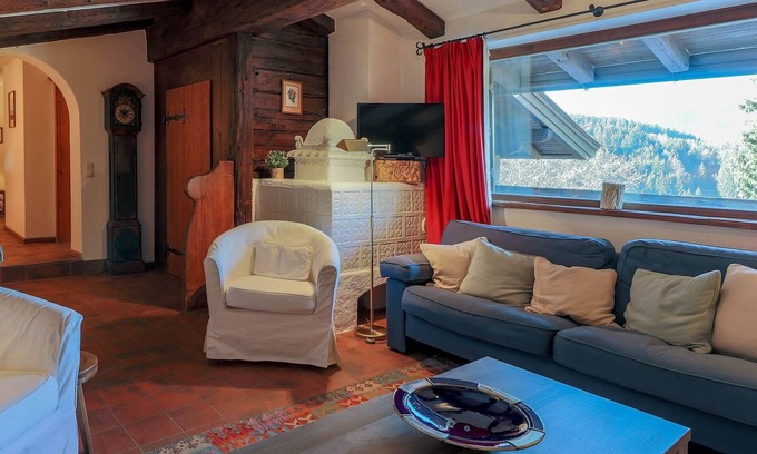 Kitzbuehel Villa | Lush Villa in Tyrol near Ski Area