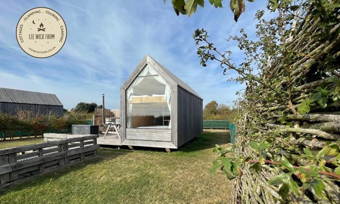 Brightlingsea House | Explore Lushna 7 Petite at Lee Wick Farm Cottages