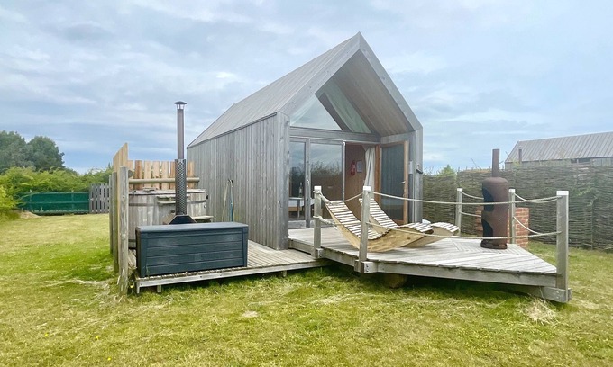 Brightlingsea Cottage | Experience Lushna Petite 11 at Lee Wick Farm Glamping