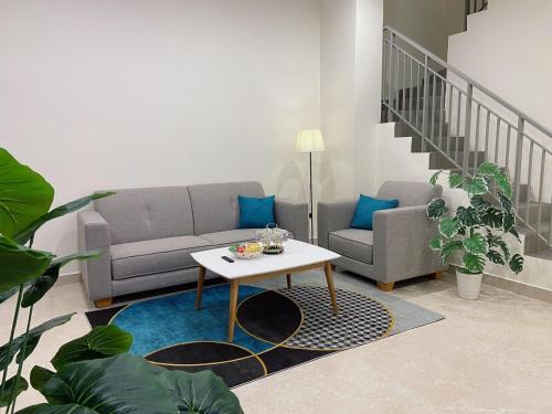 Van Giang Apartment | Lustay-Villa -SH6-Vinhomes Ocean Park 2